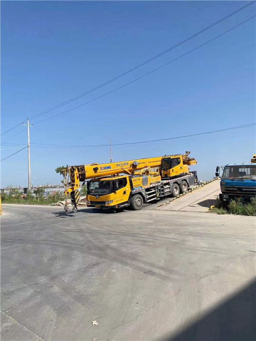 辉县市吊车作业时，可能会产生哪些额外收费项目？